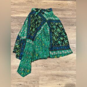 Topshop paisley pleat green asymmetrical midi skirt